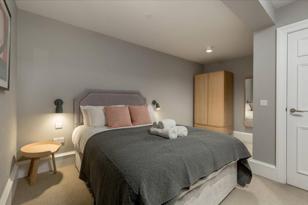 Joivy Luxurious 2Br Home Near Haymarket Station Edynburg Zewnętrze zdjęcie
