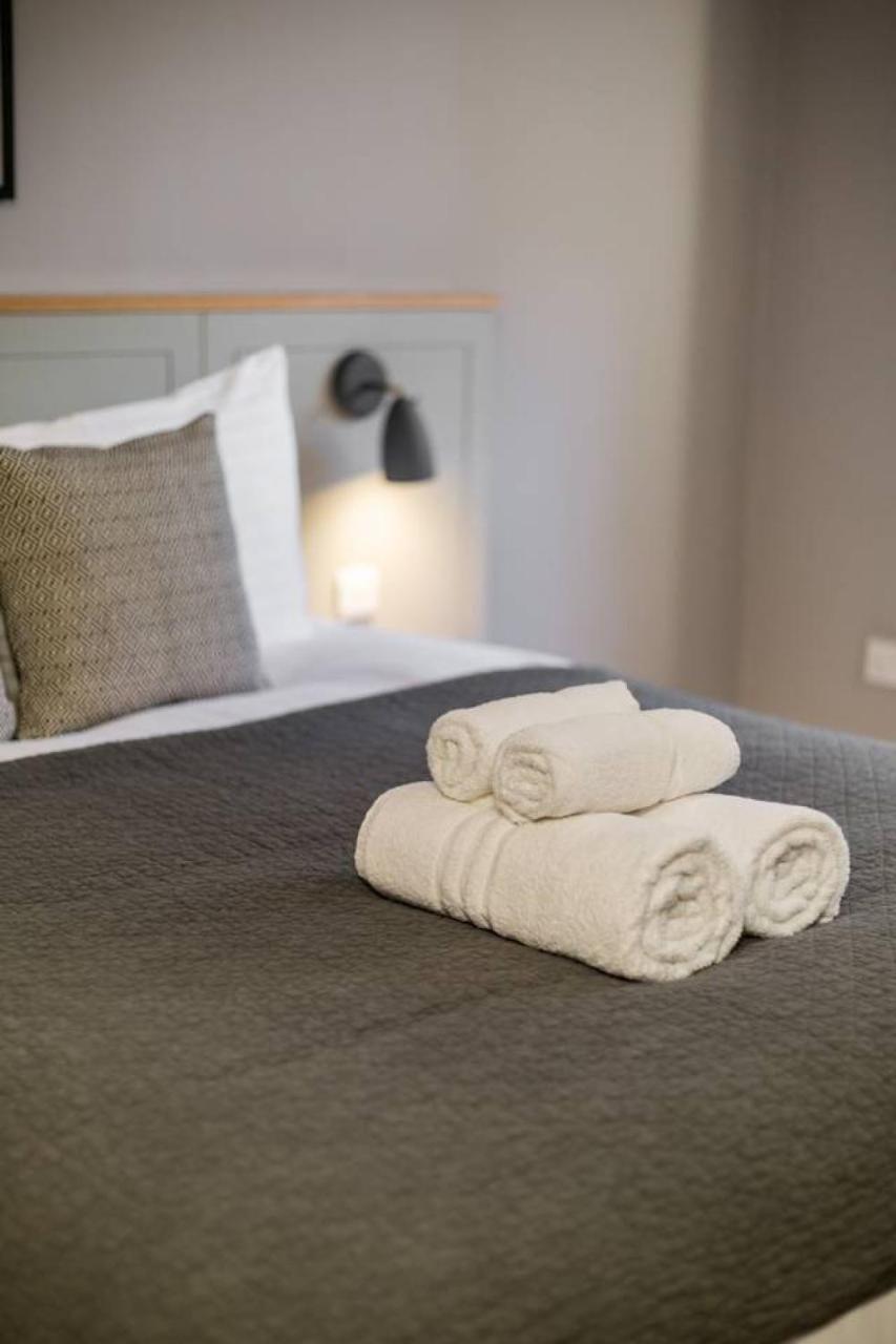 Joivy Luxurious 2Br Home Near Haymarket Station Edynburg Zewnętrze zdjęcie