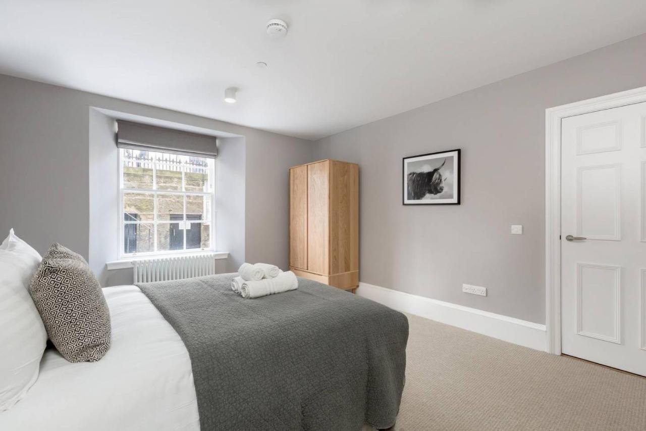 Joivy Luxurious 2Br Home Near Haymarket Station Edynburg Zewnętrze zdjęcie