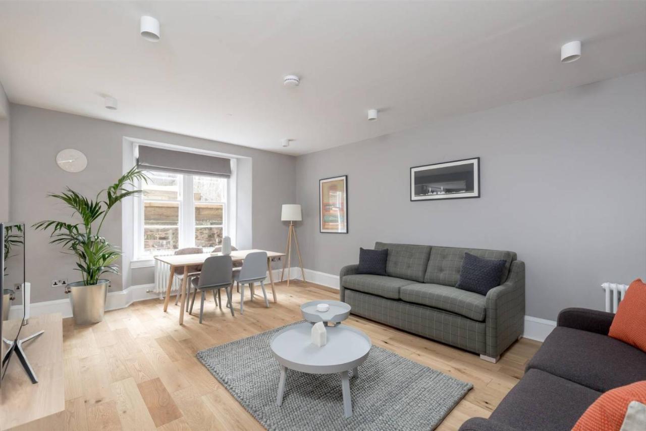 Joivy Luxurious 2Br Home Near Haymarket Station Edynburg Zewnętrze zdjęcie