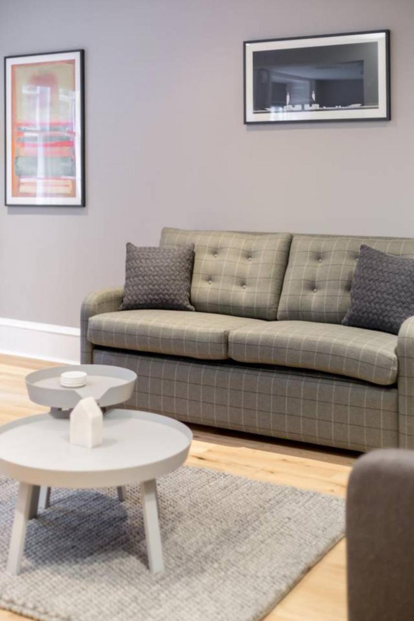 Joivy Luxurious 2Br Home Near Haymarket Station Edynburg Zewnętrze zdjęcie