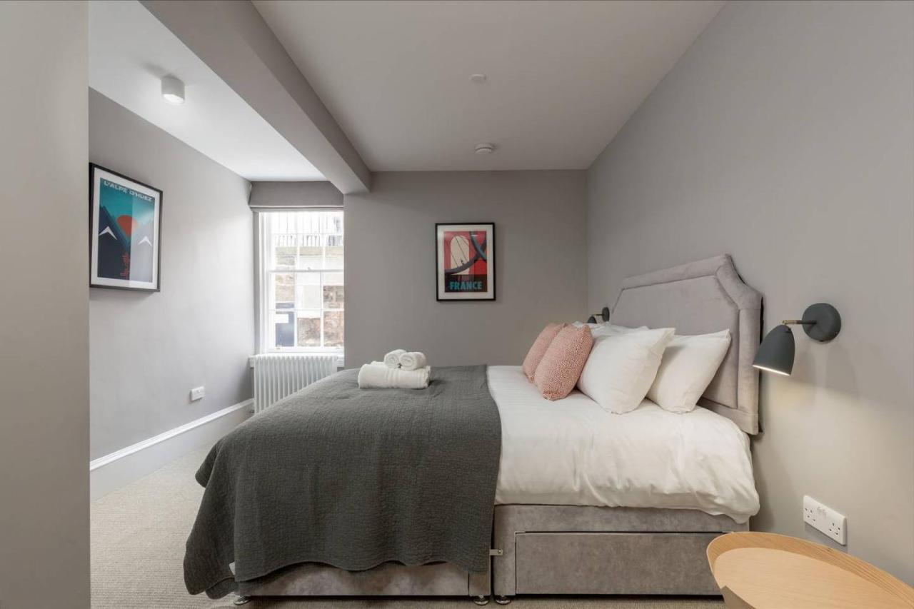Joivy Luxurious 2Br Home Near Haymarket Station Edynburg Zewnętrze zdjęcie